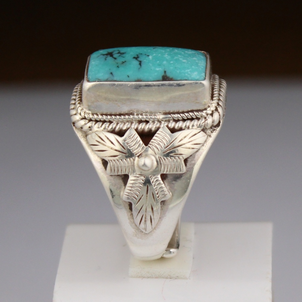 TURQUOISE STONE ON GENUINE
STERLING SILVER RING